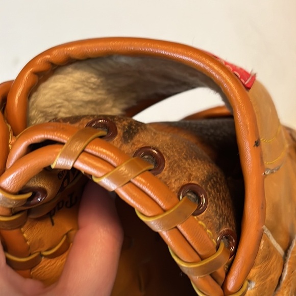 Rawlings RBG58 Jose Conseco Baseball Glove Right Hand Catch 11.5” Deep well - Picture 5 of 6